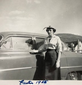 06 Mom 05 car and hat Easter 1955